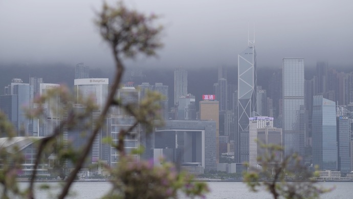 香港天文台发布一号台风戒备信号，警戒期至少维持至午夜